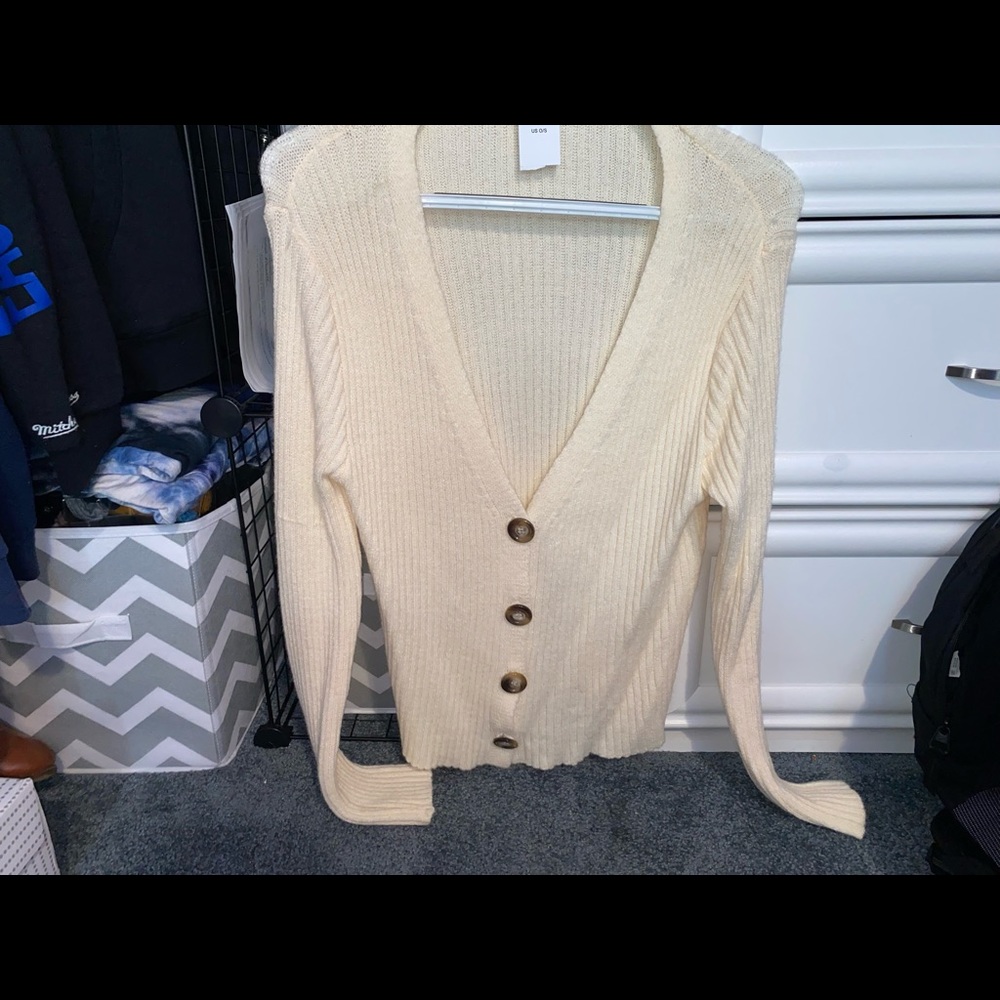 NWT Knit Cream Cardigan